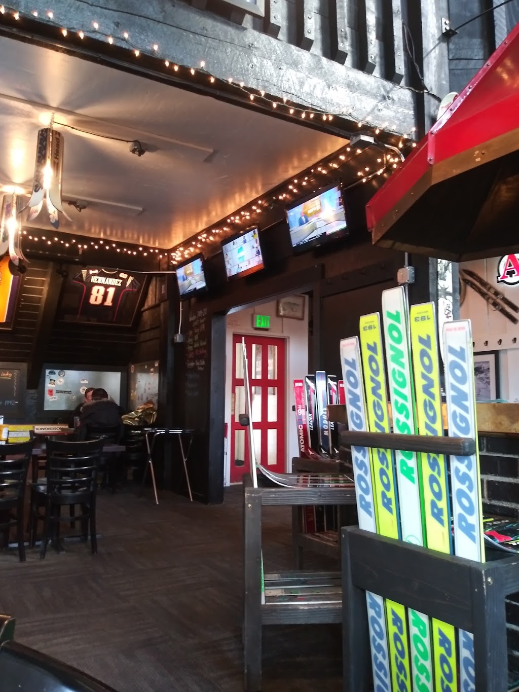 Avalanche Bar & Grill! | restaurant | 15 Emmons Rd, Crested Butte, CO 81225, USA | 9703497195 OR +1 970-349-7195