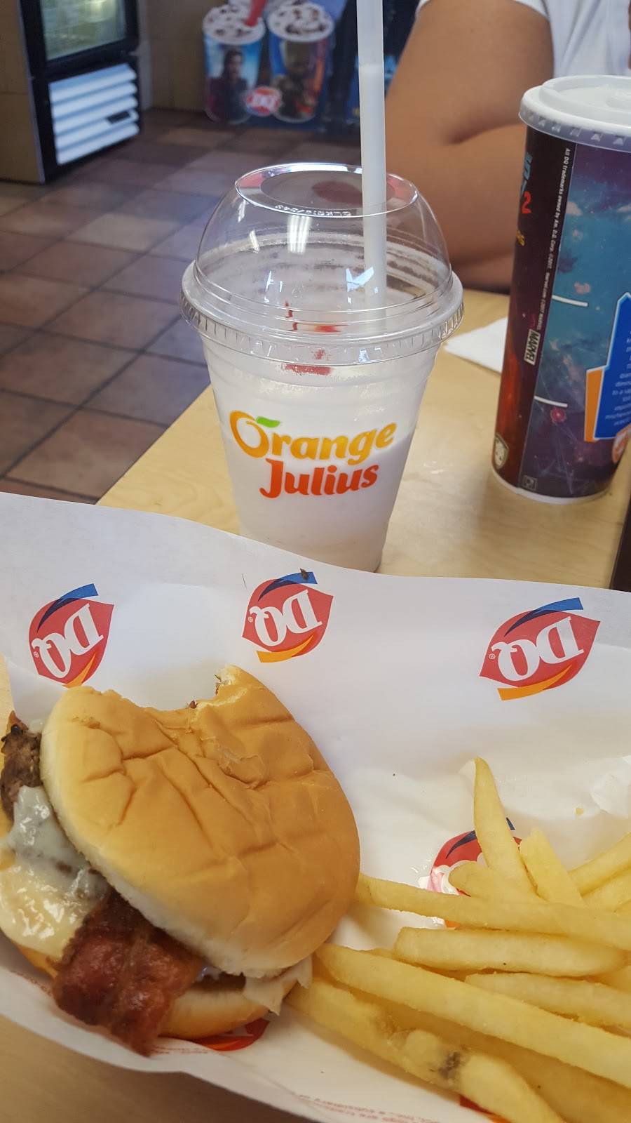 Dairy Queen Grill & Chill | restaurant | 5050 N Central Ave, Phoenix, AZ 85012, USA | 6022749747 OR +1 602-274-9747