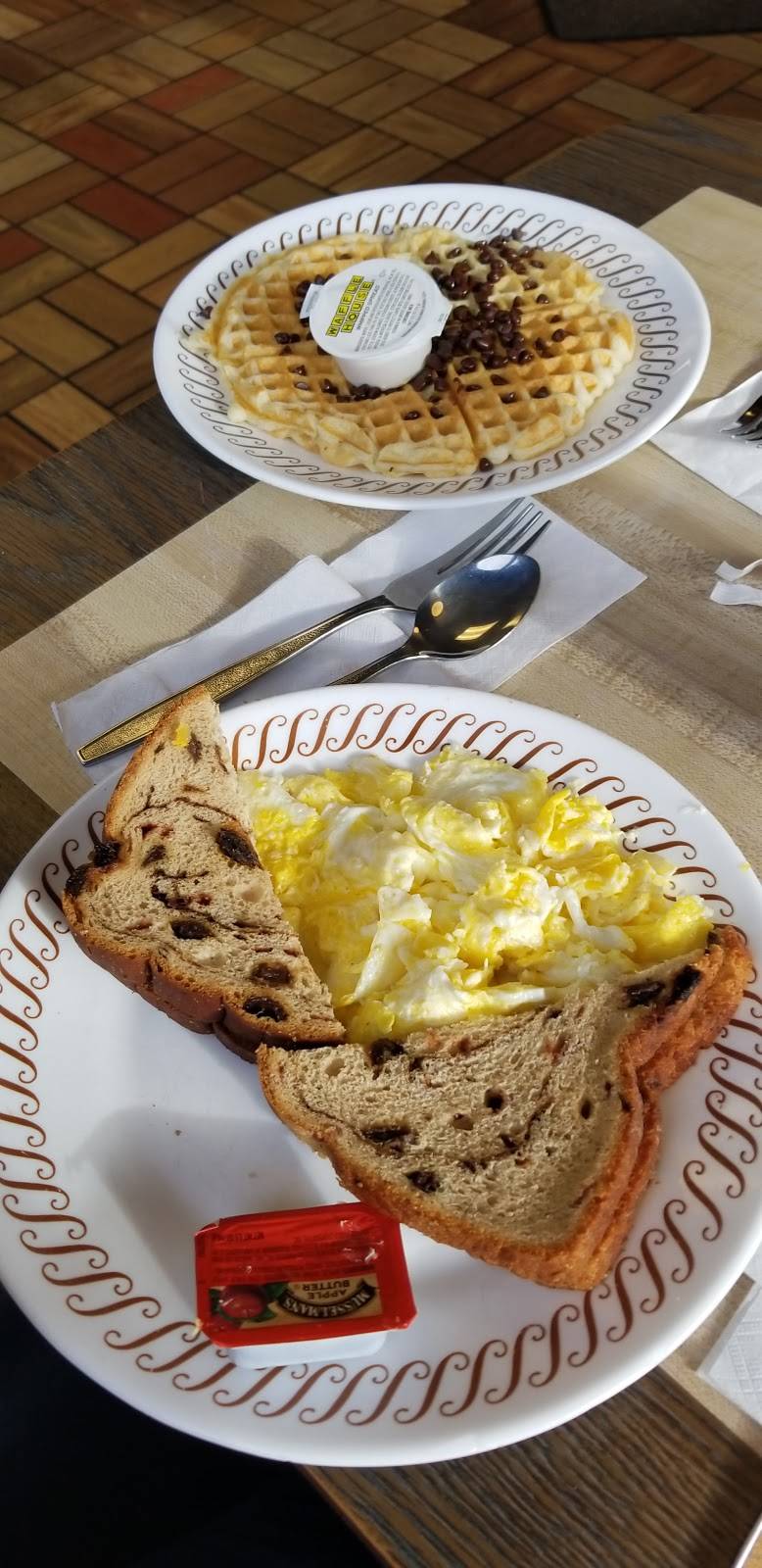 Waffle House | meal takeaway | 810 Kings Hwy, Port Charlotte, FL 33980, USA | 9412555602 OR +1 941-255-5602