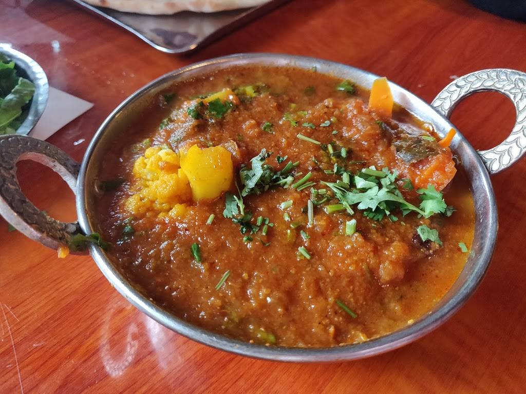 Nasha | restaurant | 1614 E 7th St, Austin, TX 78702, USA | 5123502919 OR +1 512-350-2919