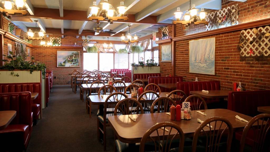 Captain Toms Seafood | restaurant | 1717 Boulevard, Colonial Heights, VA 23834, USA | 8045260005 OR +1 804-526-0005
