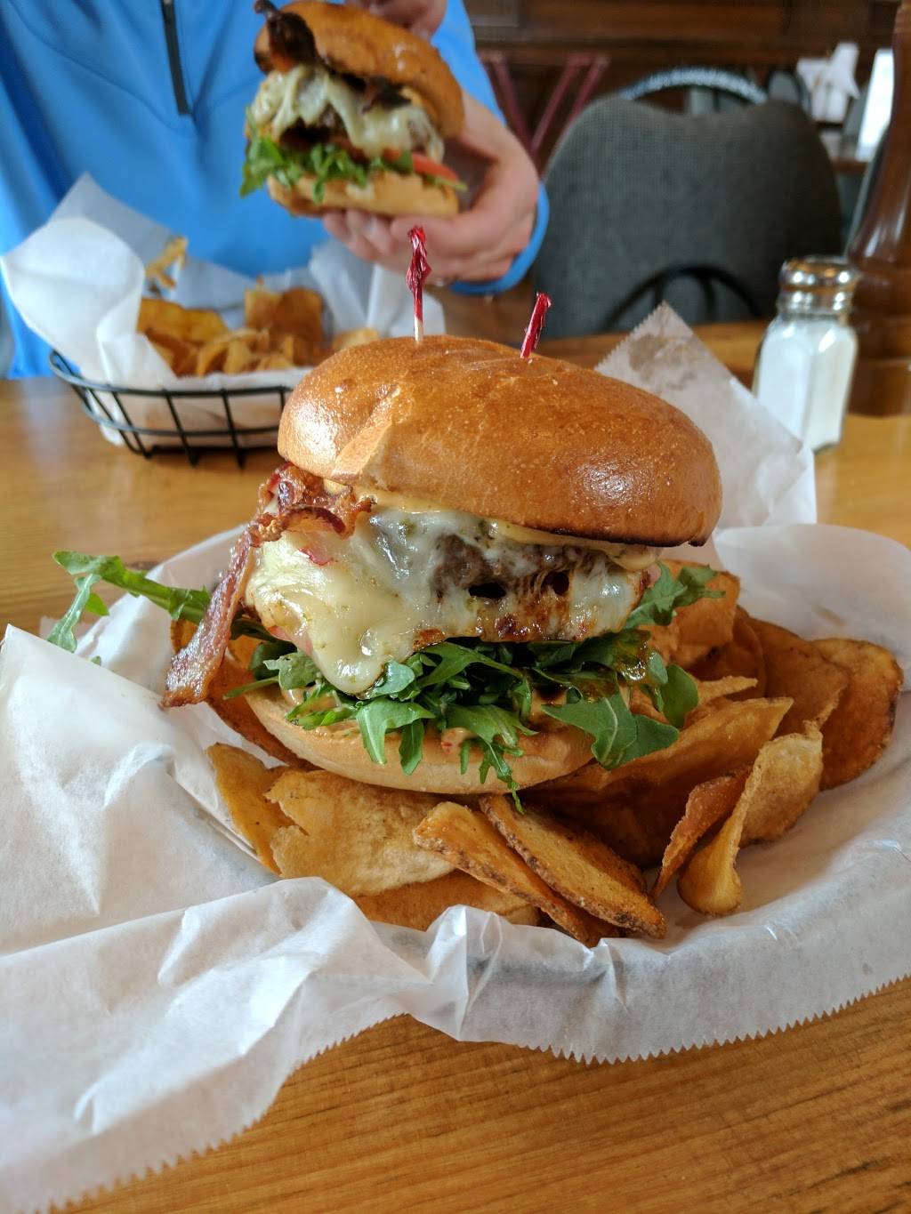 Brick Alley Pub & Restaurant | restaurant | 140 Thames St, Newport, RI 02840, USA | 4018496334 OR +1 401-849-6334