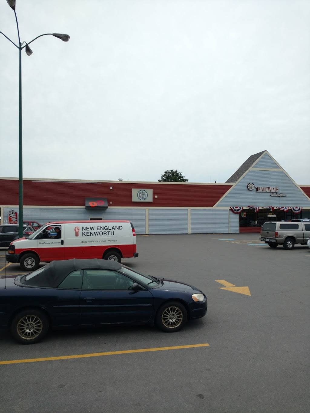 Dunkin | bakery | 55 Park St, Milo, ME 04463, USA | 2079435911 OR +1 207-943-5911