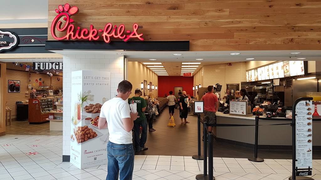 Chick-fil-A | restaurant | 2700 Miamisburg Centerville Rd #212, Dayton, OH 45459, USA | 9374391932 OR +1 937-439-1932