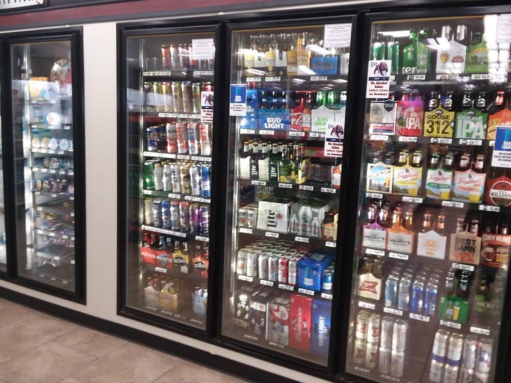 Caseys | restaurant | 129 E Railroad St, Kingston, IL 60145, USA | 8157842622 OR +1 815-784-2622