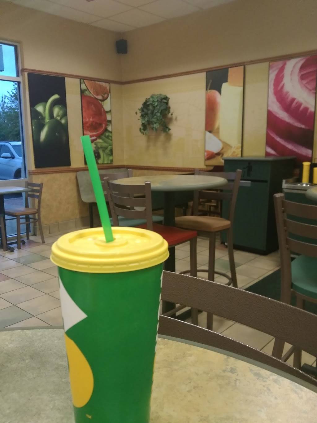 Subway | restaurant | 1731 Newnan Crossing Blvd B, Newnan, GA 30265, USA | 6784230490 OR +1 678-423-0490