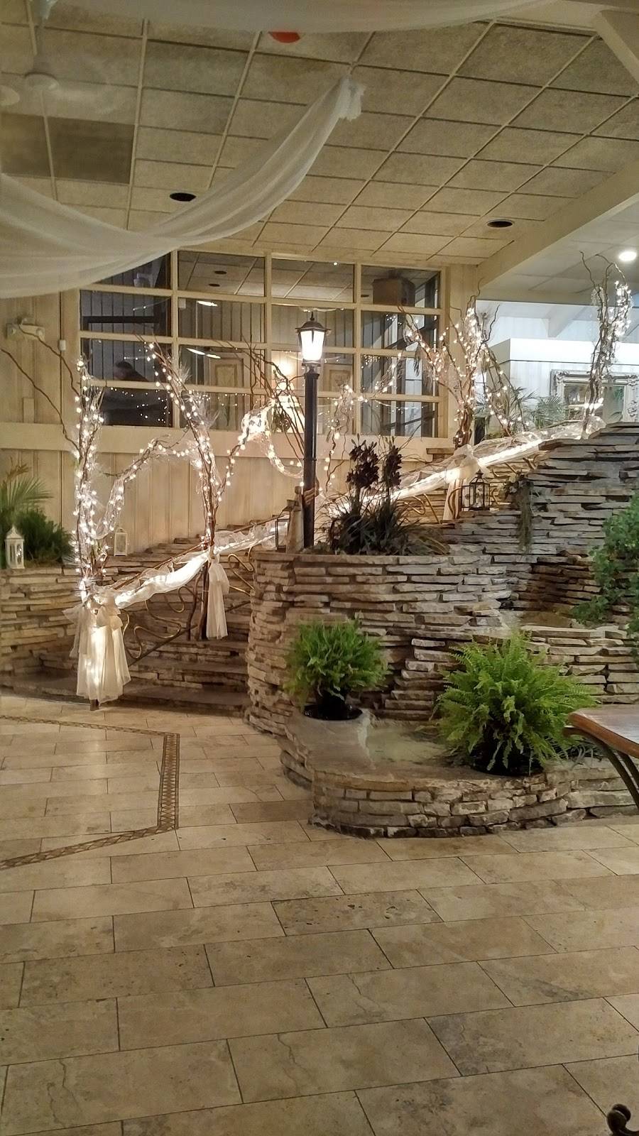 The Pines | restaurant | 115 Fountain St S, Cambridge, ON N3H 1J2, Canada | 5196500412 OR +1 519-650-0412