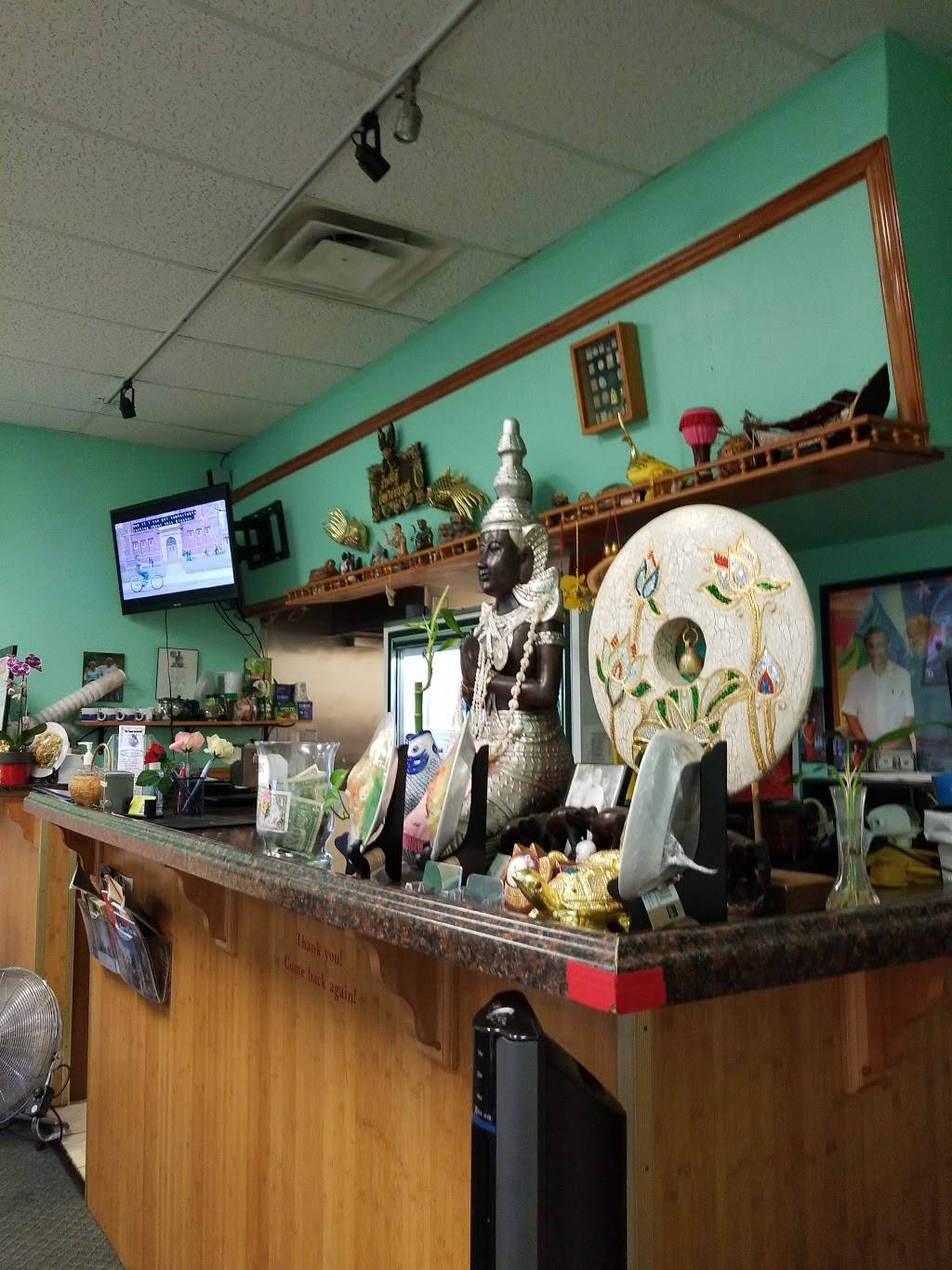 Thai Papaya Restaurant | restaurant | 319 Chatham Dr, Newport News, VA 23602, USA | 7578740646 OR +1 757-874-0646