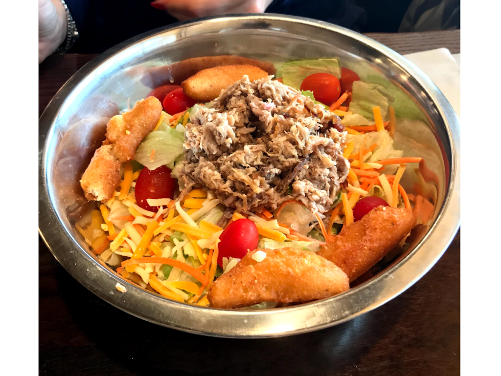 Stameys Barbecue | restaurant | 2812 Battleground Ave, Greensboro, NC 27408, USA | 3362889275 OR +1 336-288-9275