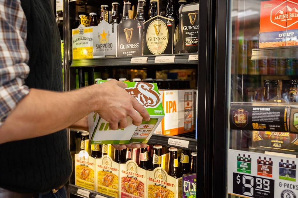 Crafts & Grapes Store | restaurant | 2552 Telegraph Ave, Berkeley, CA 94704, USA | 5108434534 OR +1 510-843-4534