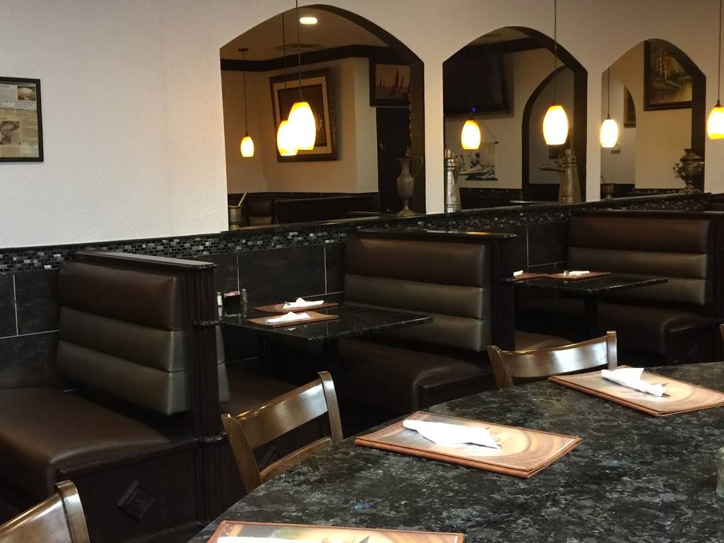 The Farm Grill | restaurant | 30990 Beck Rd, Novi, MI 48377, USA | 2486690066 OR +1 248-669-0066