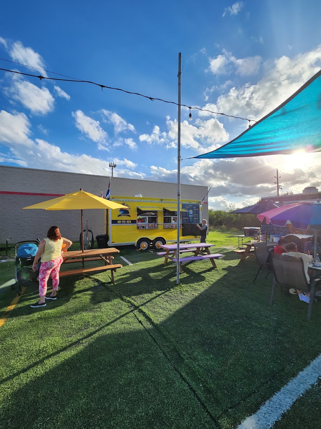 Isla Bella Latin Food | restaurant | 6217 N Fry Rd, Katy, TX 77449, USA | 8322331878 OR +1 832-233-1878