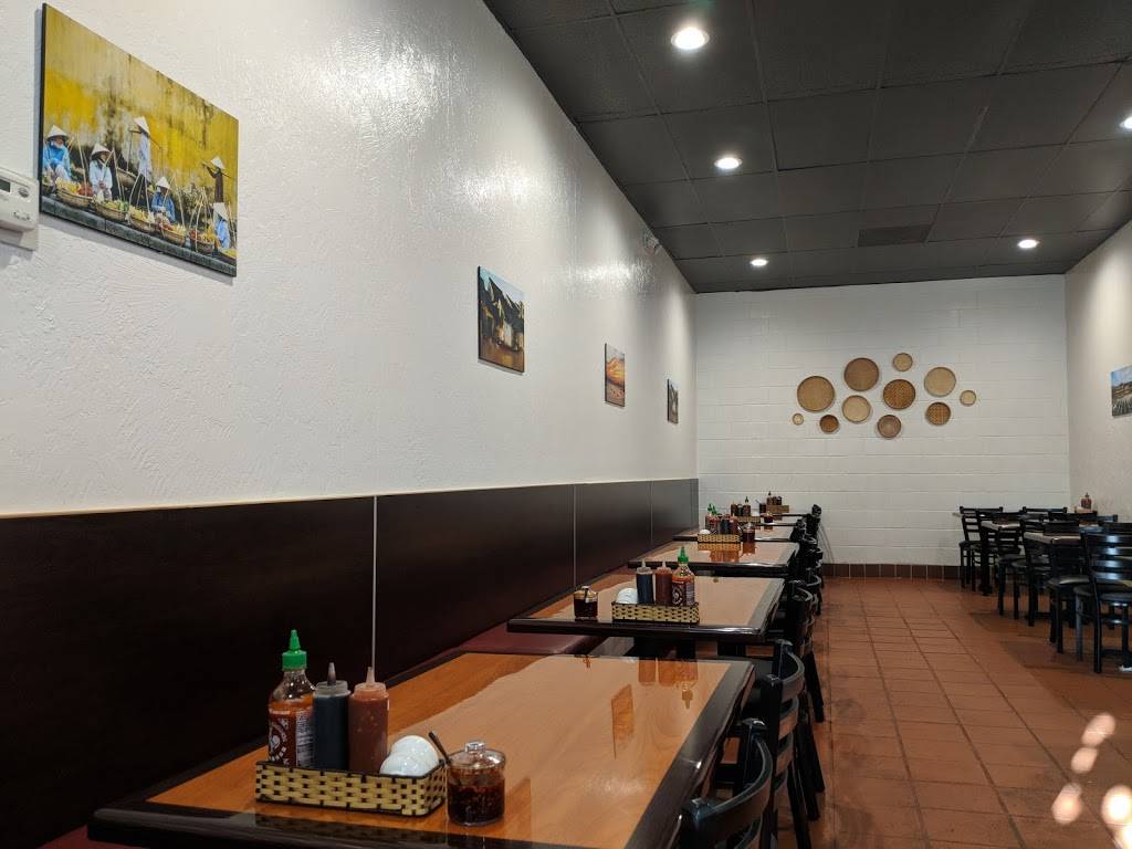 Pho Ever | restaurant | 2404 S Barrington Ave, Los Angeles, CA 90064, USA | 4242731143 OR +1 424-273-1143