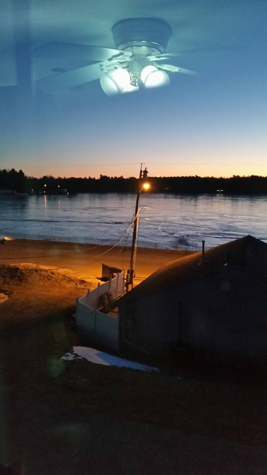 On the Rocks | restaurant | 96 Lakefront St, Lunenburg, MA 01462, USA | 9783426693 OR +1 978-342-6693