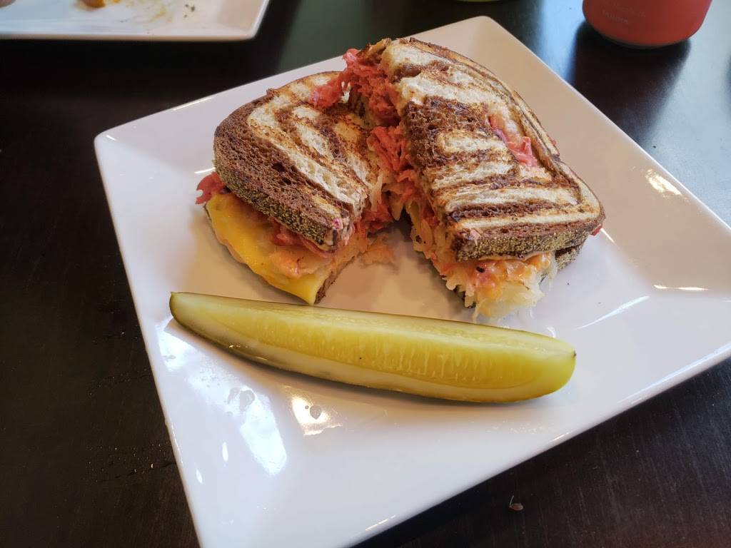 Vedge Cafe | restaurant | 205 N Main St, Ann Arbor, MI 48104, USA | 7349294485 OR +1 734-929-4485