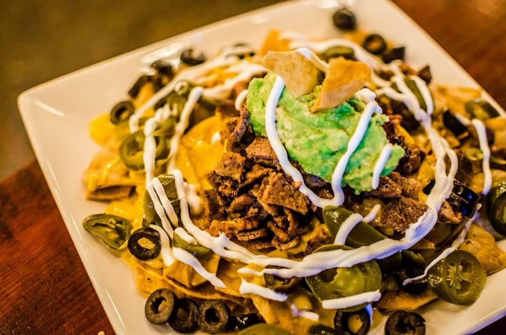 Fox Wings | restaurant | Calle Floresta 394, Playa Hermosa, 22890 Ensenada, B.C., Mexico | 016461884152 OR +52 646 188 4152