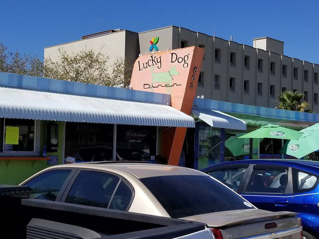 Lucky Dog Diner | restaurant | 602 S Tamiami Trail, Venice, FL 34229, USA | 9414834840 OR +1 941-483-4840