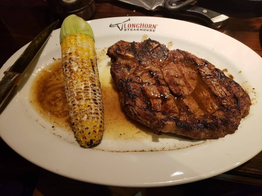 LongHorn Steakhouse | meal takeaway | 10047 N Metro Pkwy E, Phoenix, AZ 85051, USA | 6022169531 OR +1 602-216-9531
