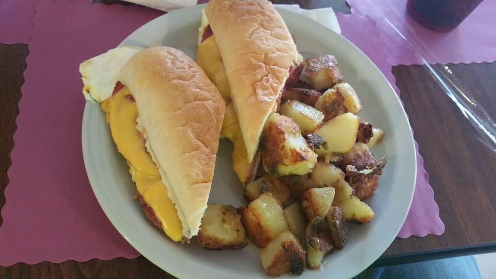 Charlies Cafe | meal takeaway | 790 Mullet Rd, Cape Canaveral, FL 32920, USA | 3214998050 OR +1 321-499-8050