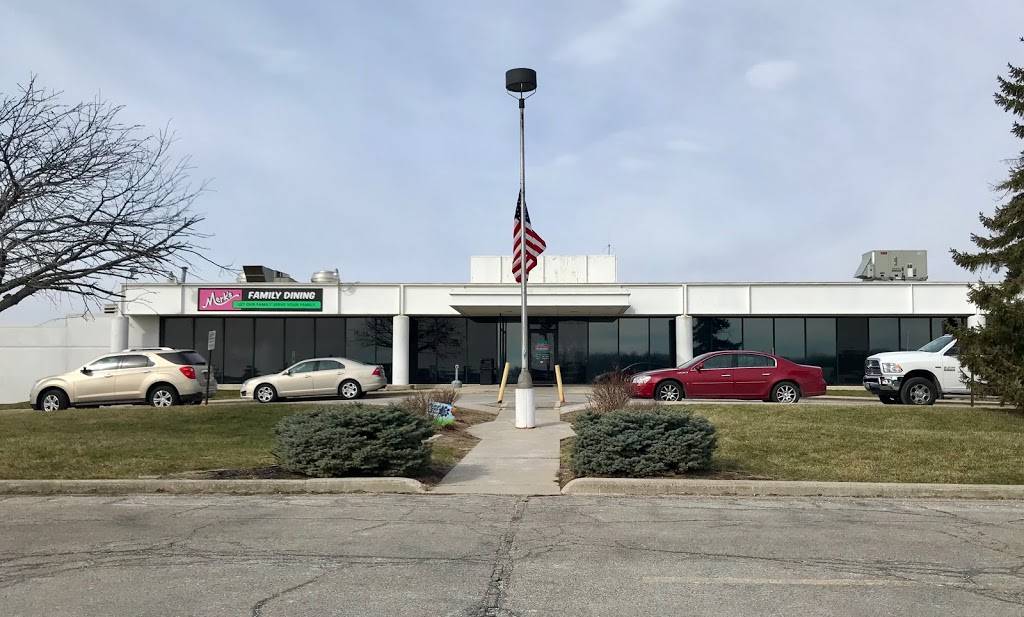 Merks Family Dining | restaurant | 5201 N Walnut St, Muncie, IN 47304, USA | 7652826375 OR +1 765-282-6375
