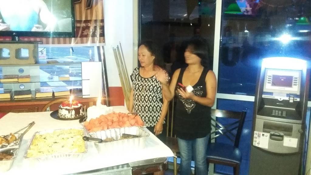 Souvannys Tavern | restaurant | 9501 Rainier Ave S, Seattle, WA 98118, USA | 2067602263 OR +1 206-760-2263