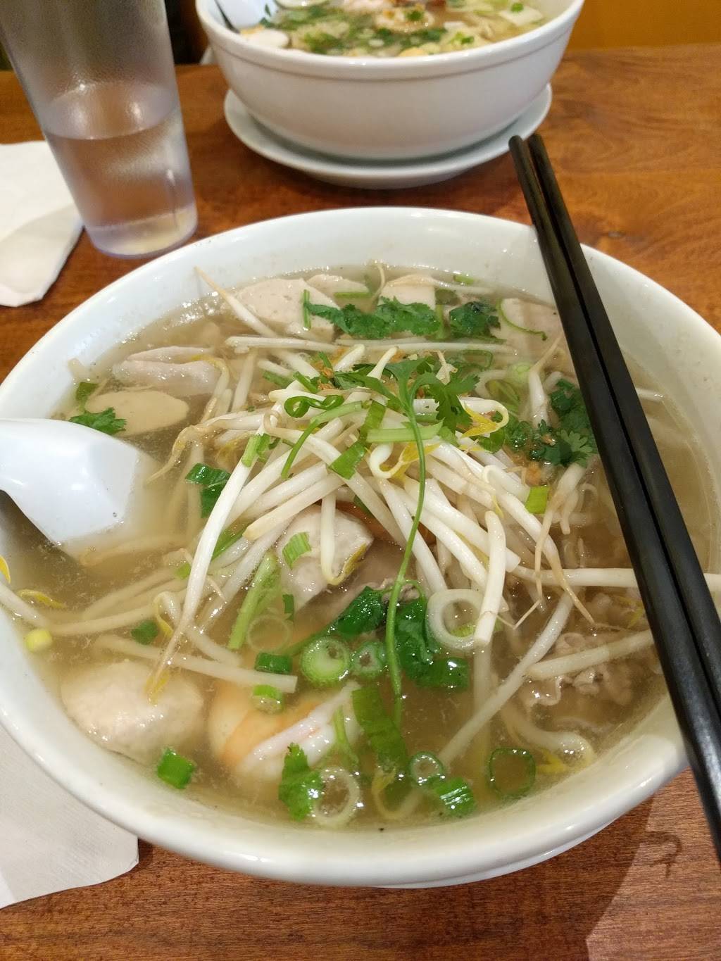 Crazy Noodles | restaurant | 36 Main St, Amherst, MA 01002, USA | 4132533287 OR +1 413-253-3287