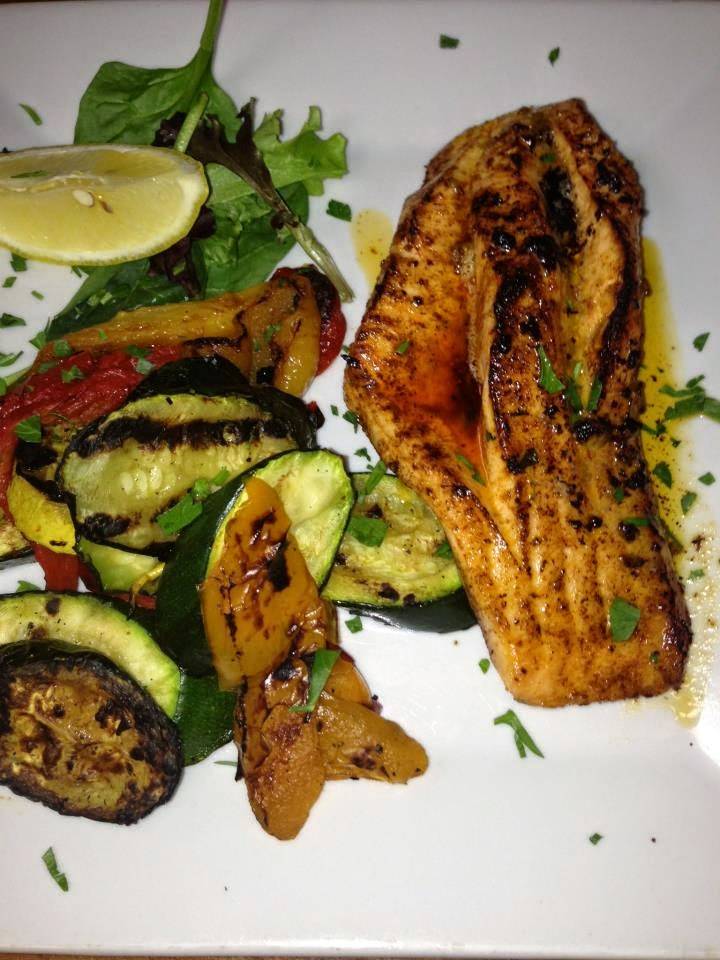 Nicks Bistro | restaurant | 104-20 Metropolitan Ave, Forest Hills, NY 11375, USA | 7185446425 OR +1 718-544-6425