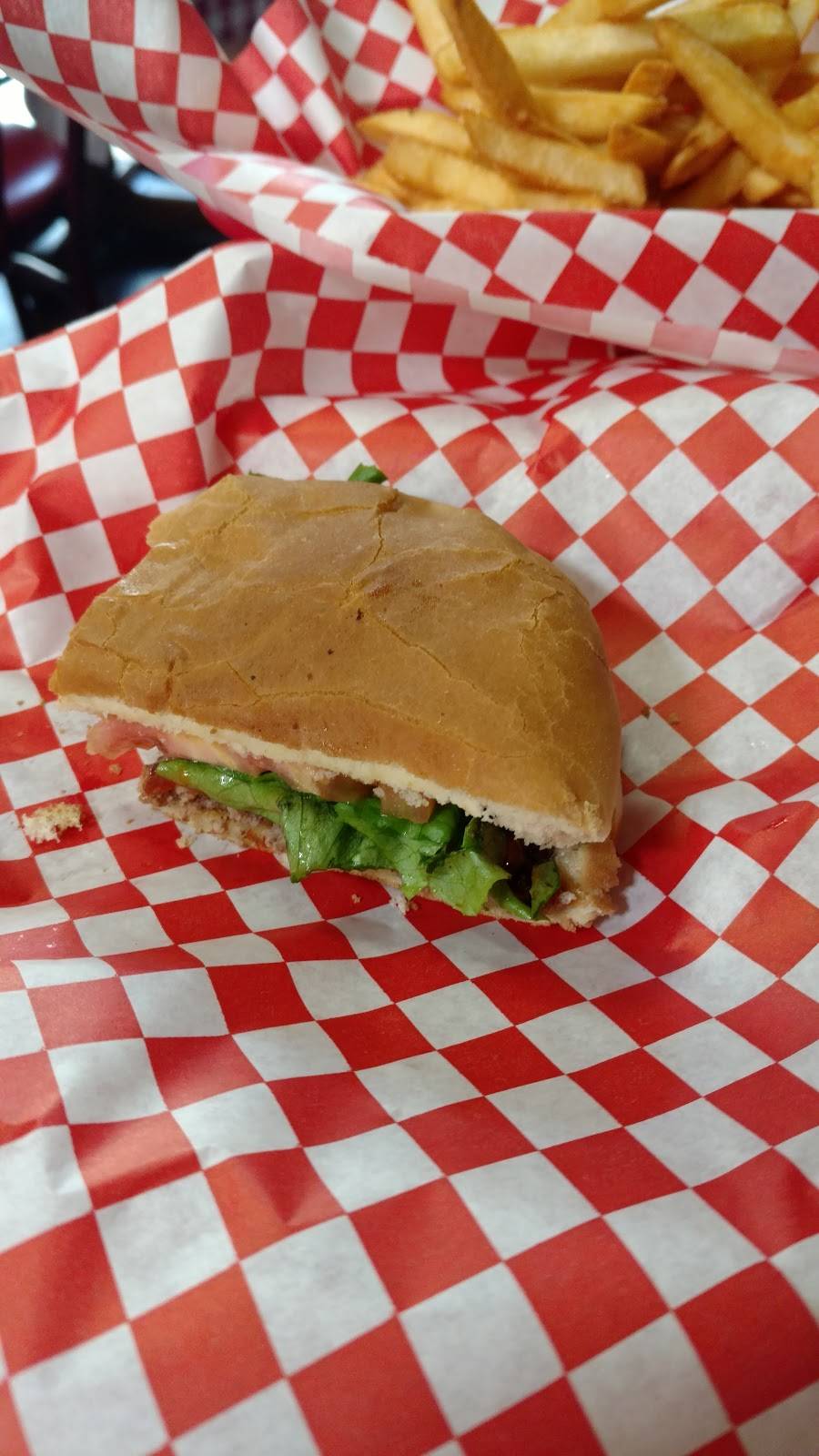 Cullens Tannery Pub | restaurant | 131 1st St Suite B, Benicia, CA 94510, USA | 7076375300 OR +1 707-637-5300