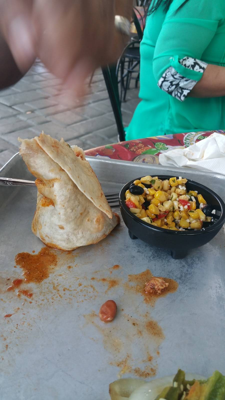 Chango Loco | restaurant | 600 E Grand Ave, Chicago, IL 60611, USA | 3125955434 OR +1 312-595-5434