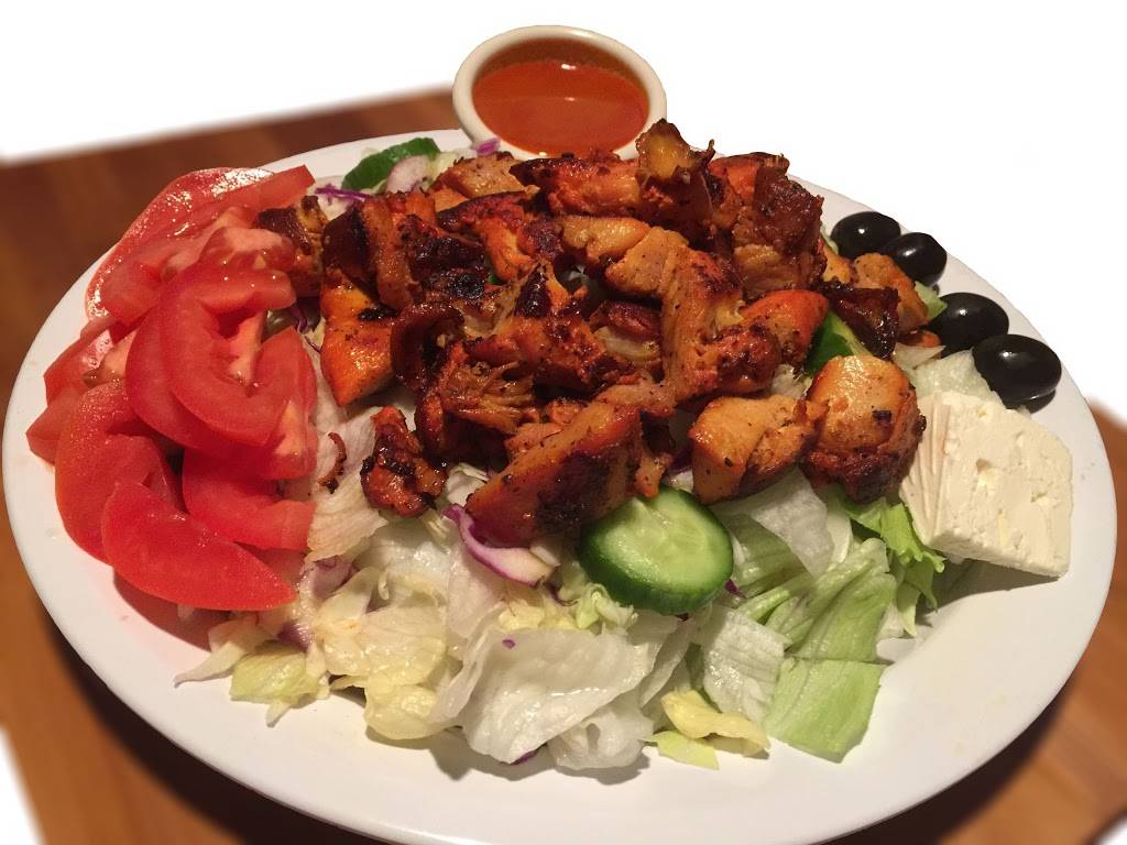 Mama’s Grill | restaurant | 7518 Foothill Blvd, Tujunga, CA 91042, USA | 8183526677 OR +1 818-352-6677