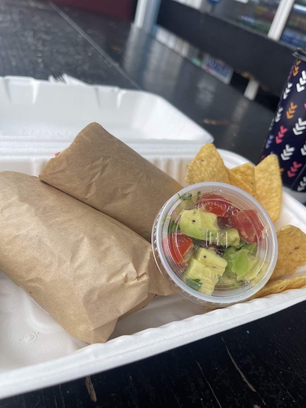 La Janelle Natural Cafe | restaurant | 2323 Roosevelt Blvd #1, Oxnard, CA 93035, USA | 8052636771 OR +1 805-263-6771