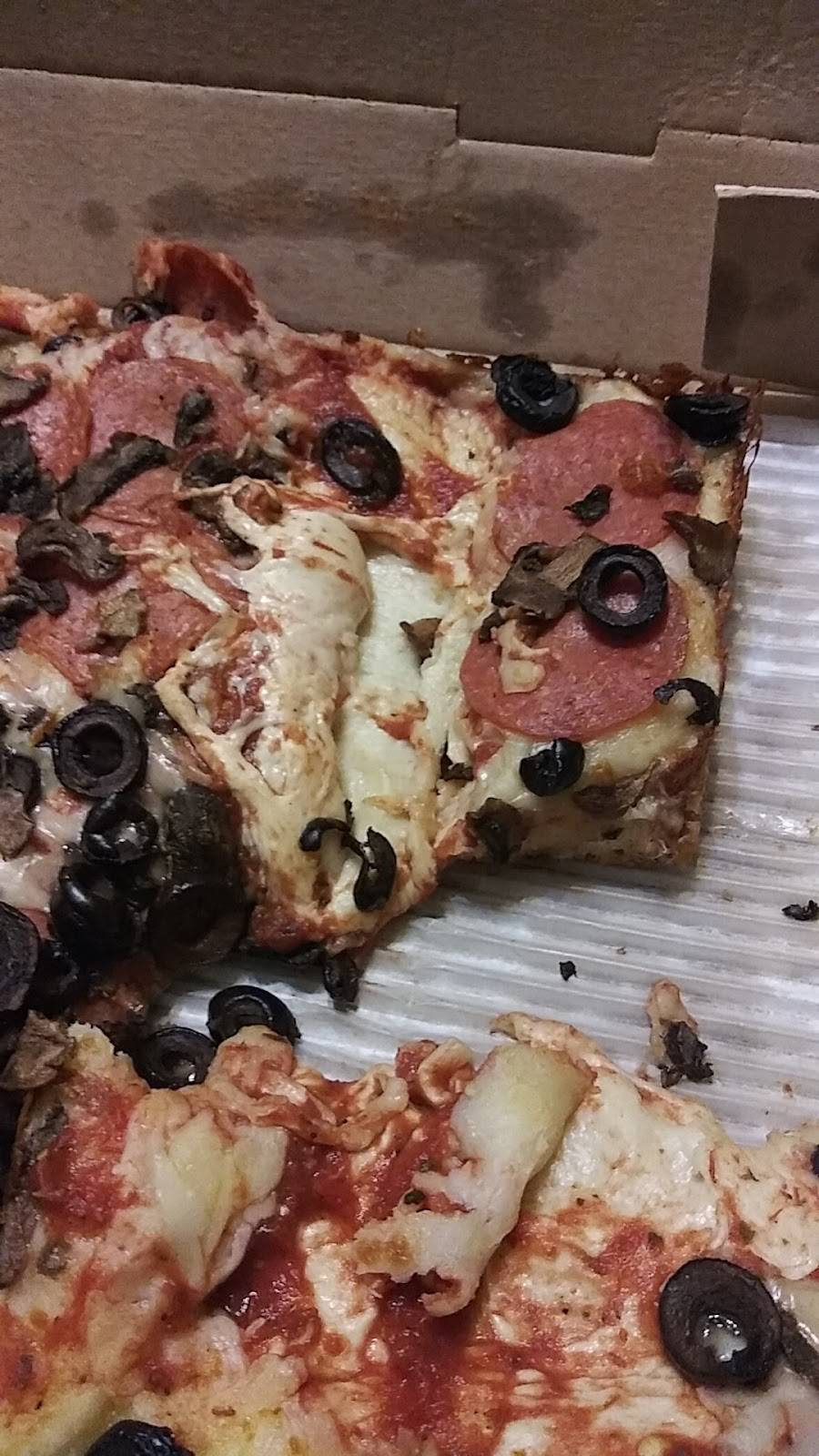 Little Caesars Pizza | meal takeaway | 1400 W College Ave, Appleton, WI 54914, USA | 9207345664 OR +1 920-734-5664