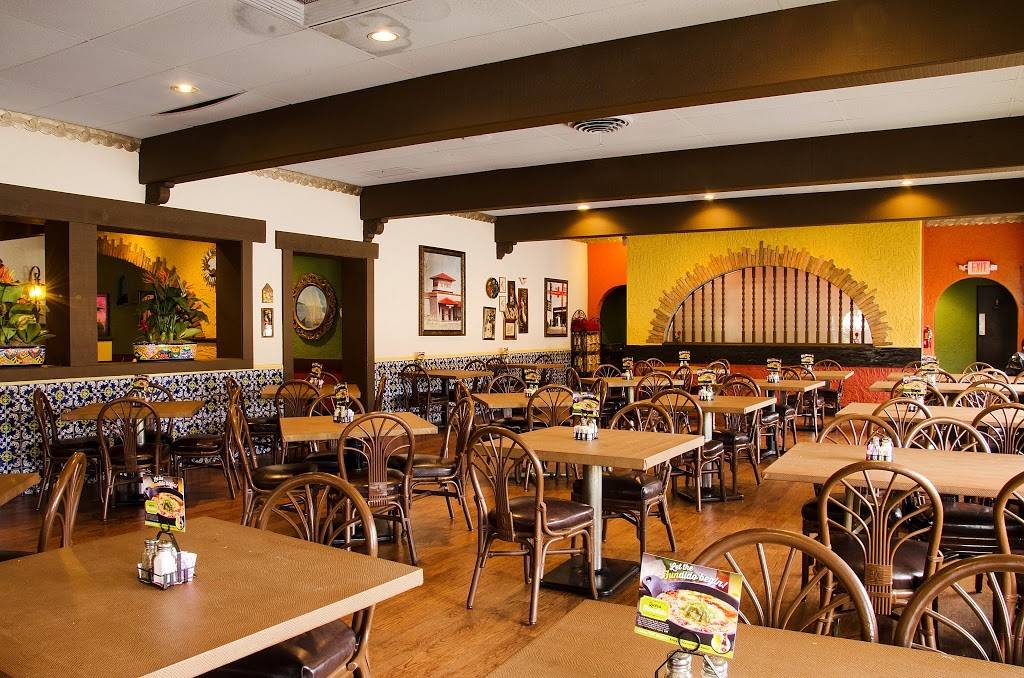 El Fenix Mexican Restaurant | restaurant | 120 E Colorado Blvd, Dallas, TX 75203, USA | 2149414050 OR +1 214-941-4050