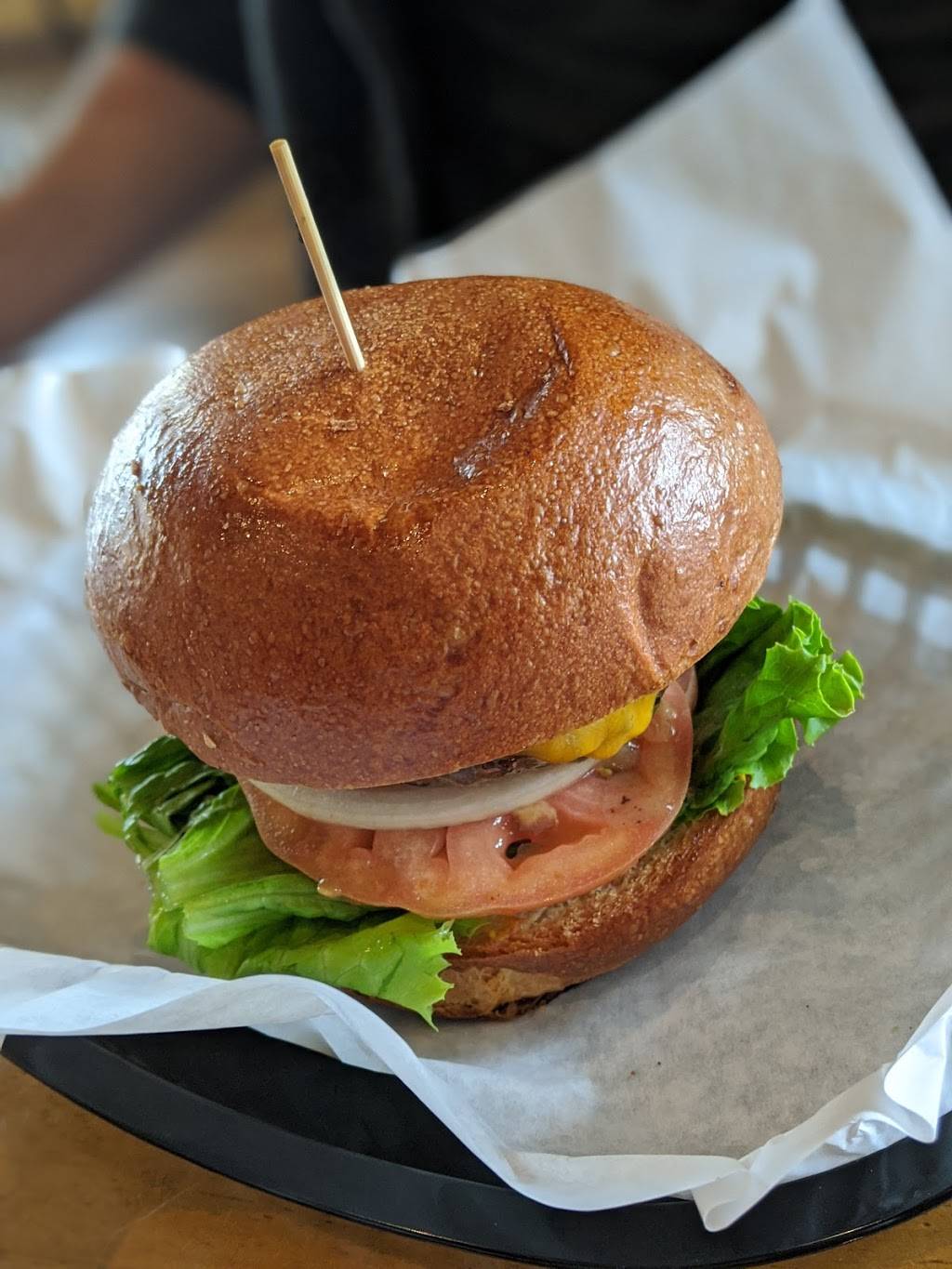 Krave kobe burger grill | restaurant | 23646 Rockfield Blvd Suite 605, Lake Forest, CA 92630, USA | 9494469849 OR +1 949-446-9849