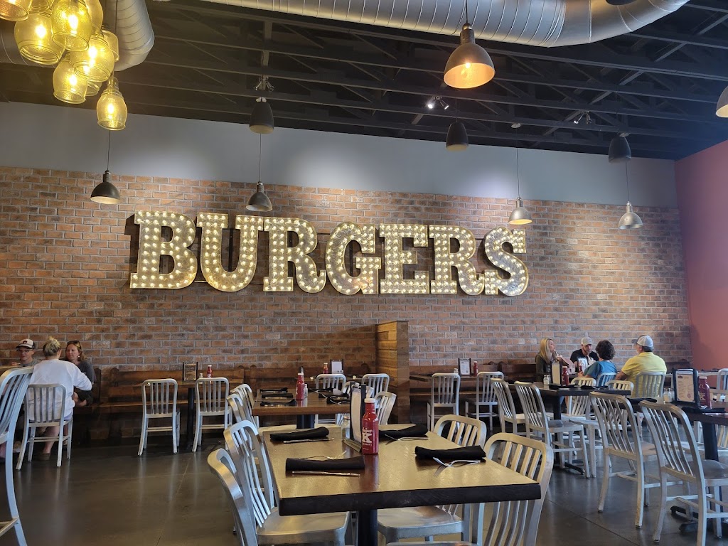 Angus Burgers & Shakes | restaurant | 421 Talmadge St, Kearney, NE 68845, USA | 3084556218 OR +1 308-455-6218