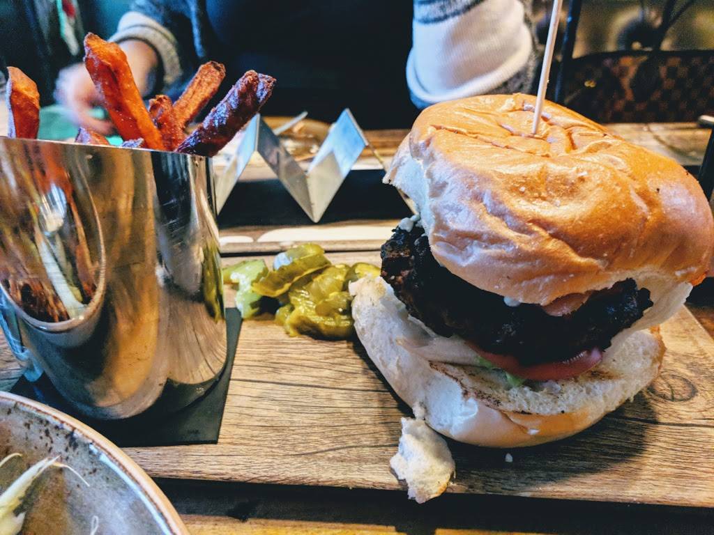 Beacon 70 | restaurant | 799 NJ-70, Brick, NJ 08723, USA | 8482324235 OR +1 848-232-4235