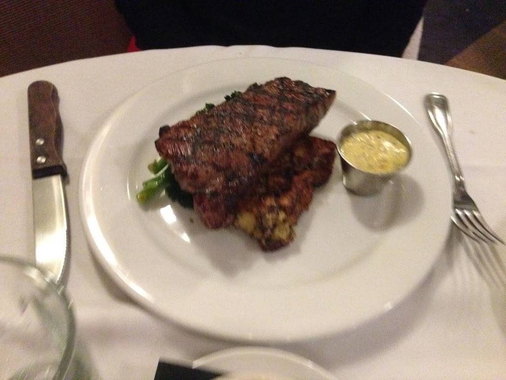 The Lodge Restaurant & Pub | restaurant | 12850 Northwoods Blvd, Truckee, CA 96161, USA | 5305879455 OR +1 530-587-9455