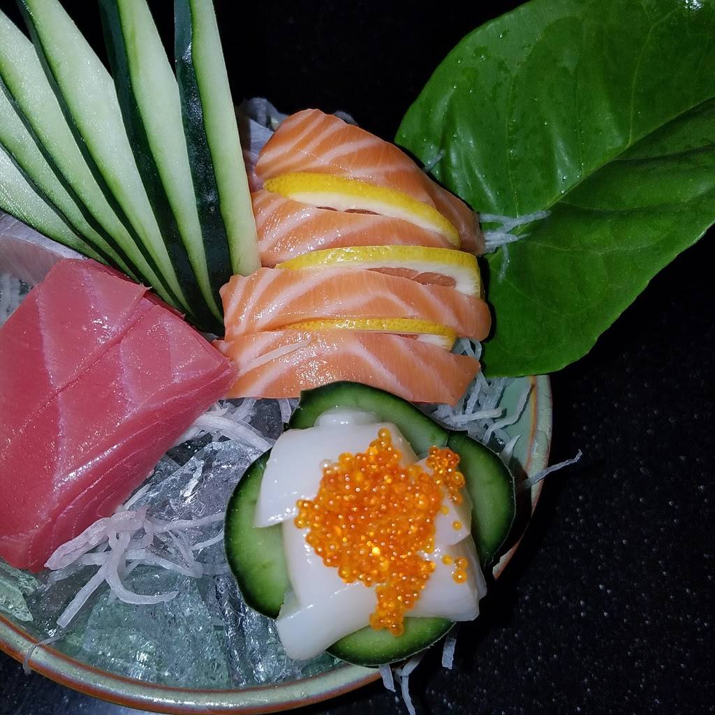 Crazy Sushi | restaurant | 41 Lincoln Blvd, Lincoln, CA 95648, USA | 9164080067 OR +1 916-408-0067