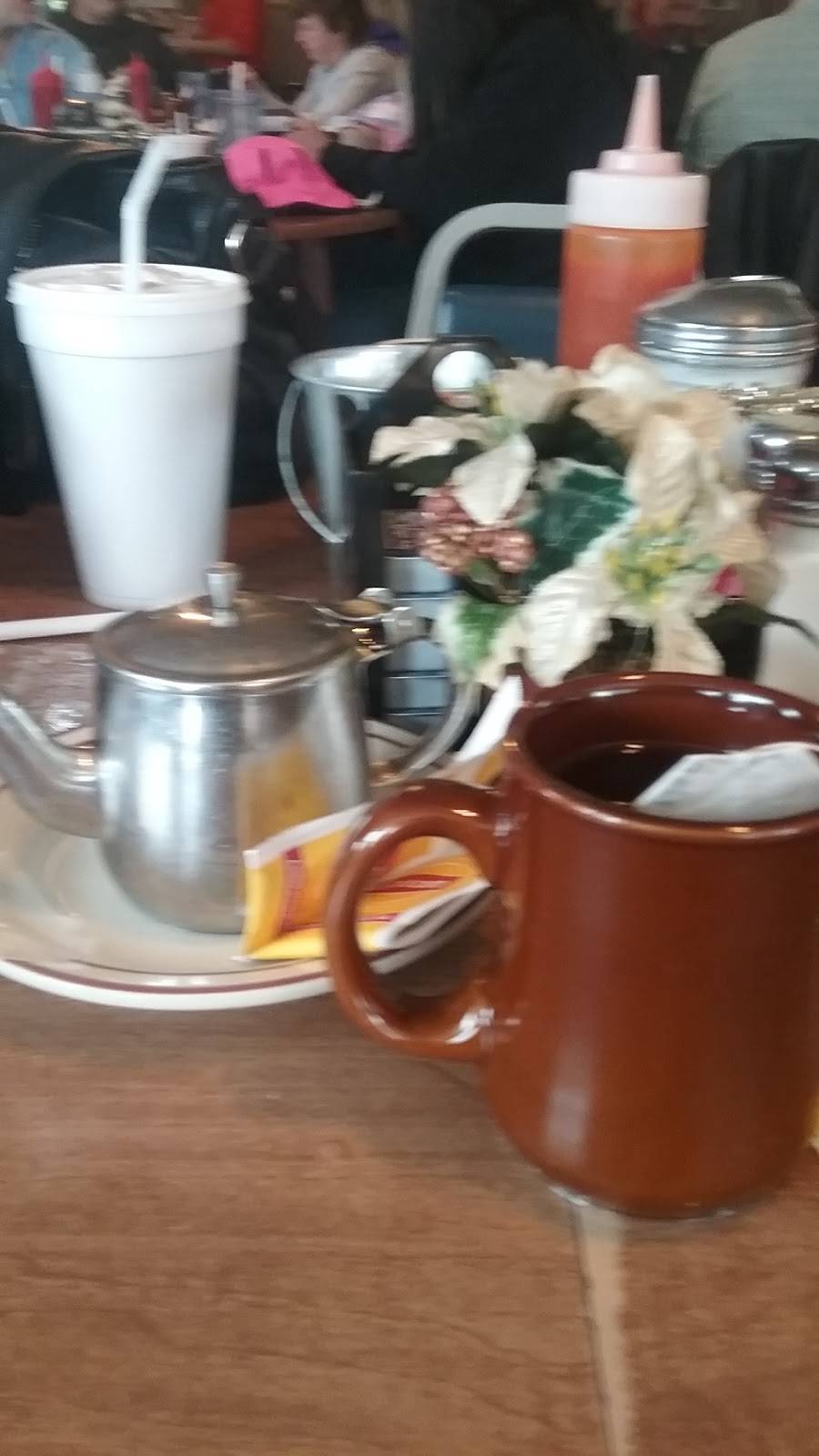 Ted & Alis Corner Cafe | restaurant | 69 N Gamble St, Shelby, OH 44875, USA | 4193424921 OR +1 419-342-4921