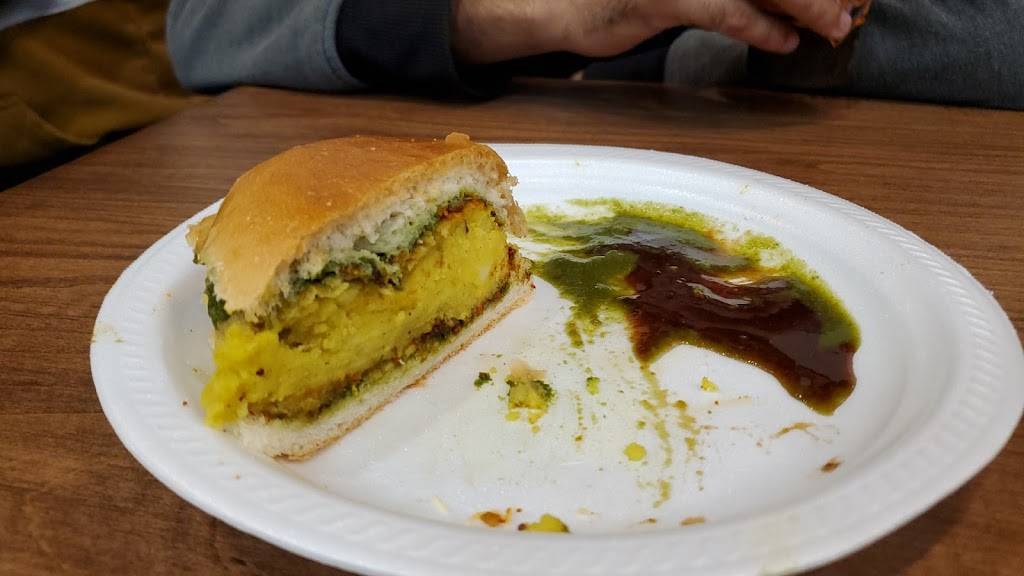 Milan Ice Cream & Paan | restaurant | 14 Lisa St, Brampton, ON L6T 4W2, Canada | 9057967070 OR +1 905-796-7070