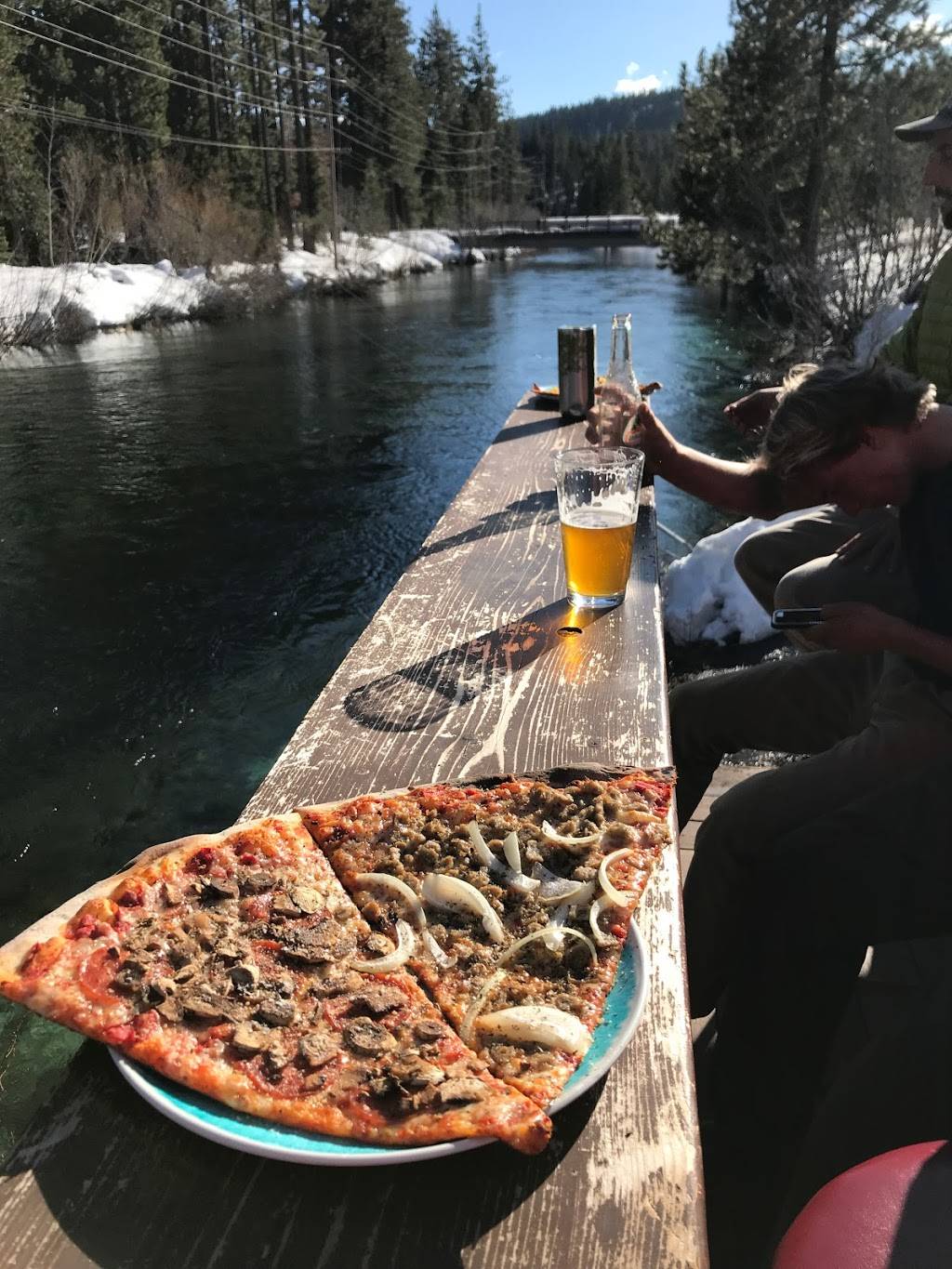 Front Street Station Pizza Co. | restaurant | 11782 Donner Pass Rd, Truckee, CA 96161, USA | 5305365035 OR +1 530-536-5035