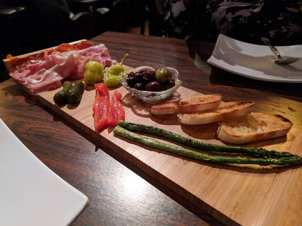 Artisan Wine Company | restaurant | 61 E Main St, Westminster, MD 21157, USA | 4108571511 OR +1 410-857-1511