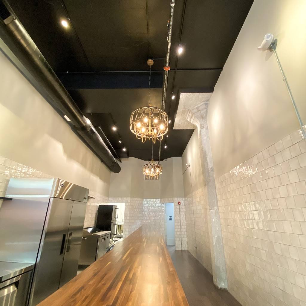 Salt Block Biscuit Co. | restaurant | 115 E 3rd St, Dayton, OH 45402, USA | 9379389079 OR +1 937-938-9079