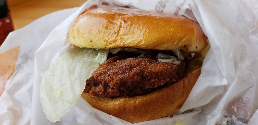 Burger King | restaurant | 217-10 Hillside Avenue, Queens Village, NY 11427, USA | 7187765654 OR +1 718-776-5654