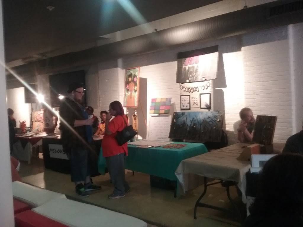 Therapy Cafe | night club | 452 E 3rd St, Dayton, OH 45402, USA | 9374614000 OR +1 937-461-4000