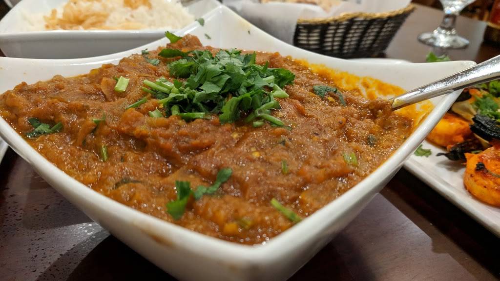 Saffron Indian Cuisine | restaurant | 1077 W Broad St, Falls Church, VA 22046, USA | 7039920077 OR +1 703-992-0077