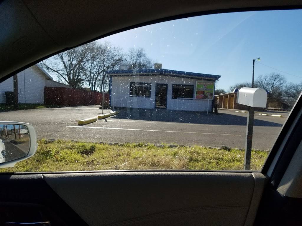 Paleteria y Neveria La Mexicana | restaurant | 1019 Granbury St, Cleburne, TX 76033, USA | 6823171740 OR +1 682-317-1740