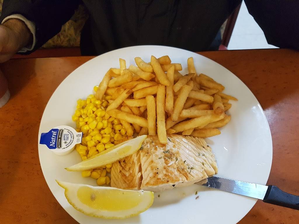 Centennial Restaurant | restaurant | 2536 Graham Street, Pakenham, ON K0A 2X0, Canada | 6136245413 OR +1 613-624-5413