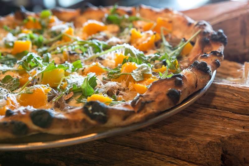 Crust Wood Fired Pizza | meal takeaway | 1956 Maybank Hwy #B, Charleston, SC 29412, USA | 8437625500 OR +1 843-762-5500