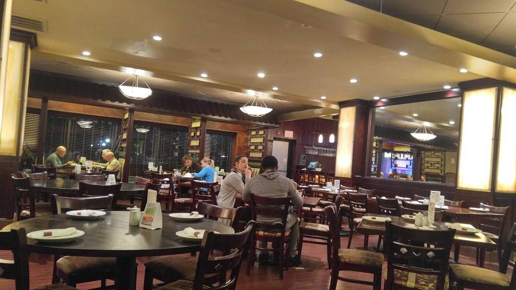 Eastern Pearl | restaurant | 938 Maple Rd, Buffalo, NY 14221, USA | 7162048898 OR +1 716-204-8898